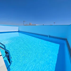 Apartamento A Estrenar En Planta Primera C Con Piscina, Barbate